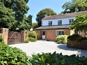 4 Bed in Truro 75546